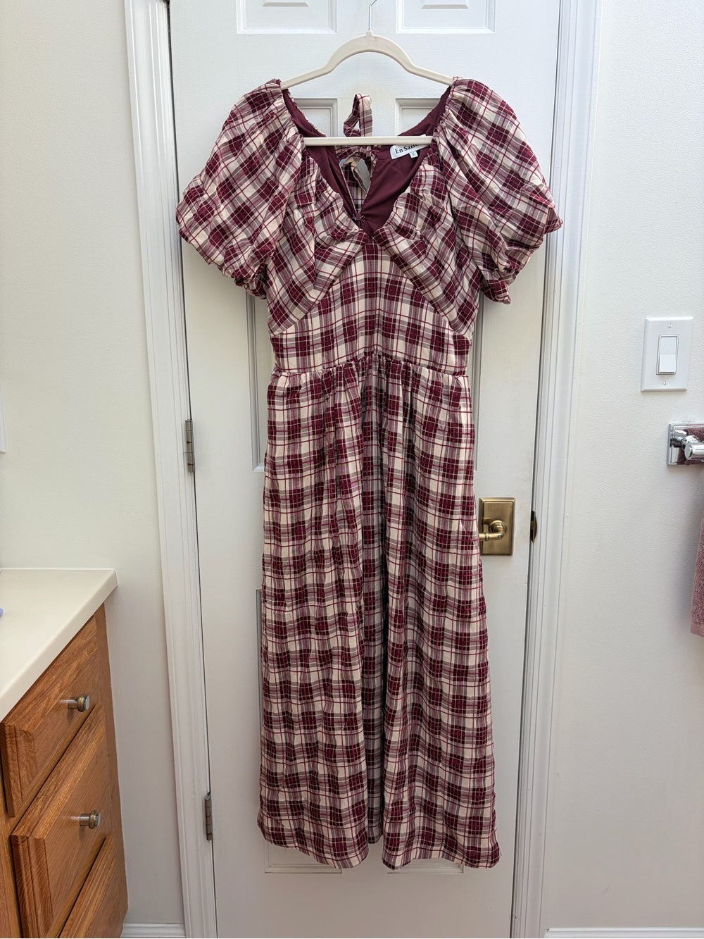 En Saison Burgundy and Cream Plaid Puff-Sleeve Maxi Dress - Picture 4 of 9